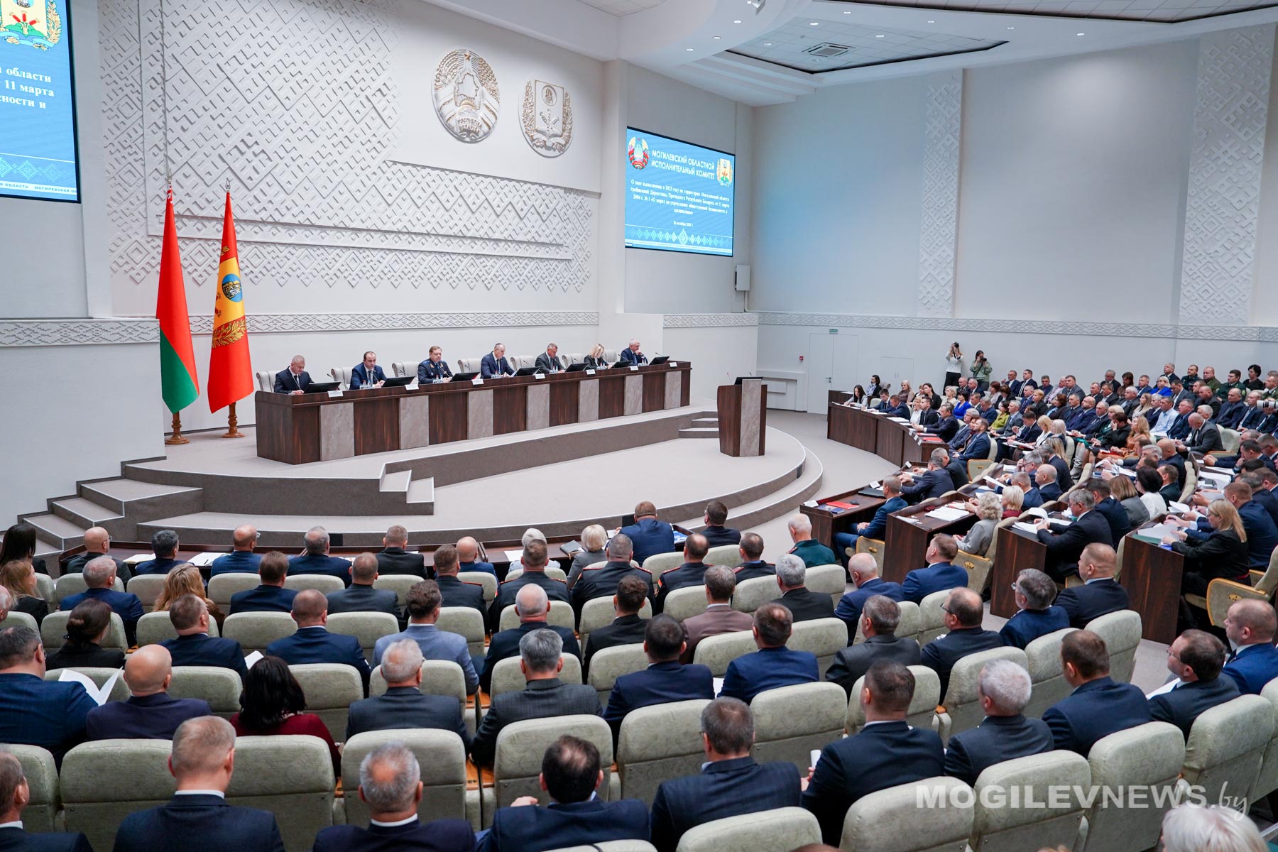 В Могилевском облисполкоме рассмотрели ход выполнения в 2025 году требований Директивы №1