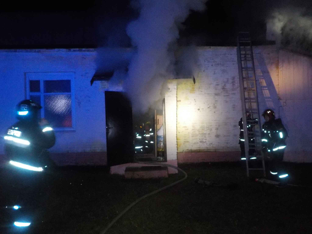 В Бобруйске ночью произошел пожар в банном комплексе