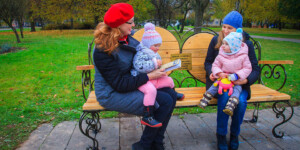 26,7 года — средний возраст мам при рождении первенца в Могилевской области