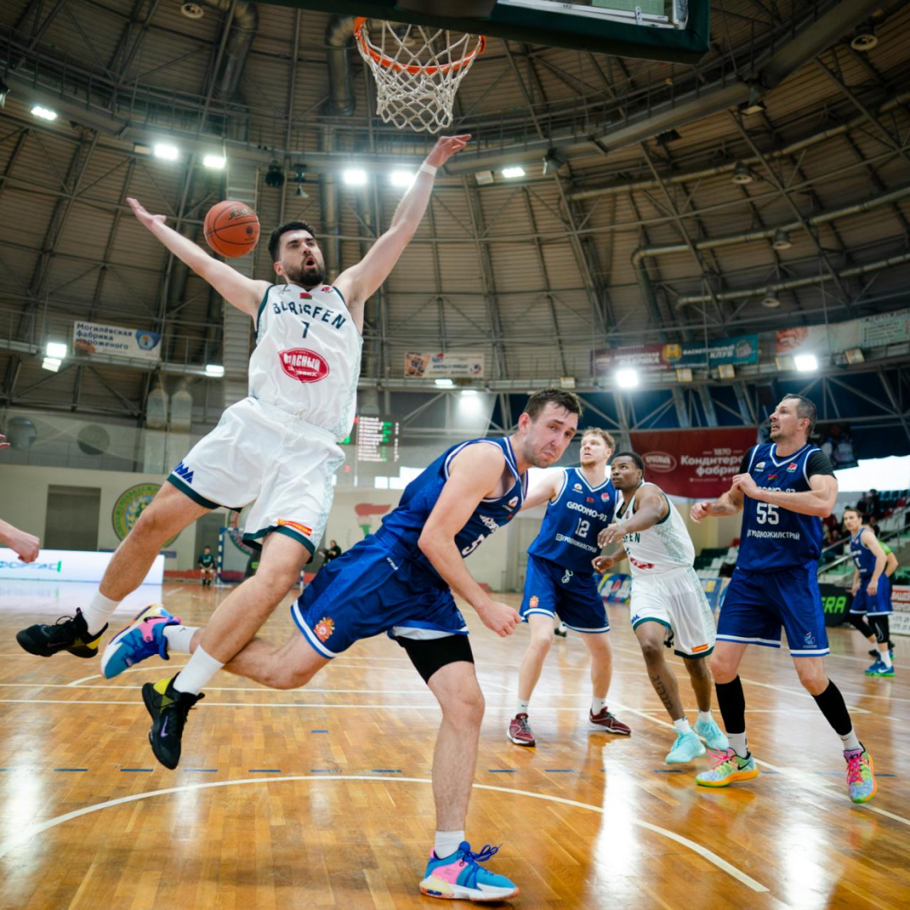 «Борисфен» обыграл чемпиона Беларуси «Гродно-93» в домашнем матче