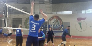В Могилеве стартовал областной турнир по волейболу среди команд профсоюзов