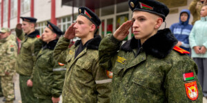 Испытание на силу духа и выносливость: кадеты прошли проверку на право ношения голубого и черного берета