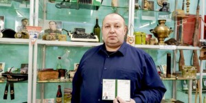 Новые горизонты для музейной комнаты. Создатель экспозиции Климовичского колледжа стал членом объединения коллекционеров