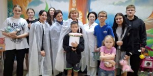 Благотворительную акцию провели работники главного управления ЖКХ Могоблисполкома в областной детской больнице