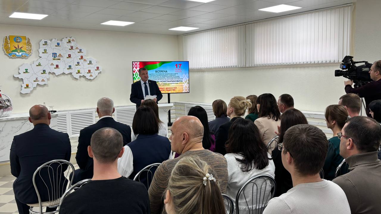 Леонид Заяц посетил ОАО «Булочно-кондитерская компания «Домочай»