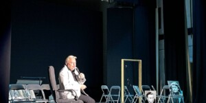 Музыкальный моноспектакль «Андрей Миронов. Жизнь продолжается» покорил зрителей фестиваля «Золотой шлягер»