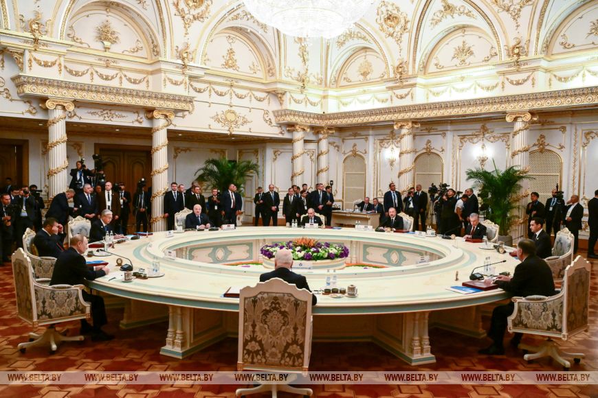 Лукашенко на саммите СНГ обозначил стратегические направления в деятельности Содружества
