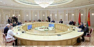 Александр Лукашенко: «Беларусь будет вести диалог с Россией по строительству новой АЭС»