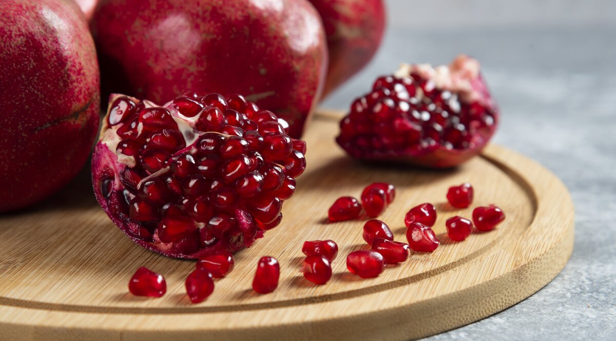 Гранат: 10 доказанных полезных свойств для здоровья и молодости