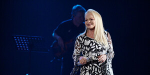 Лариса Долина с сольным концертом выступила в Могилеве. Фото