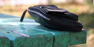 В Бобруйске задержали мужчину, который присвоил забытую у подъезда сумку подростка