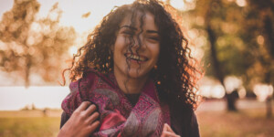 Эти простые продукты поднимают настроение: что есть, чтобы вырабатывать больше «гормона счастья»