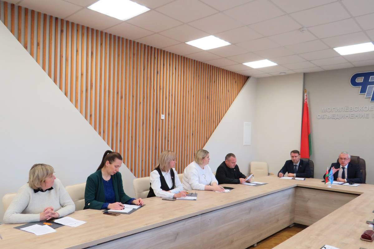 Соблюдение температурного режима на рабочих местах взял под контроль профсоюз