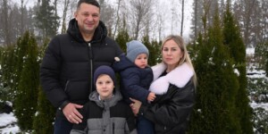 «Многие не верили, что мы выращиваем все сами»: история семьи Зайцевых, которая доказала обратное