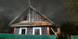 На пожаре в Осиповичах погиб мужчина, его жена госпитализирована