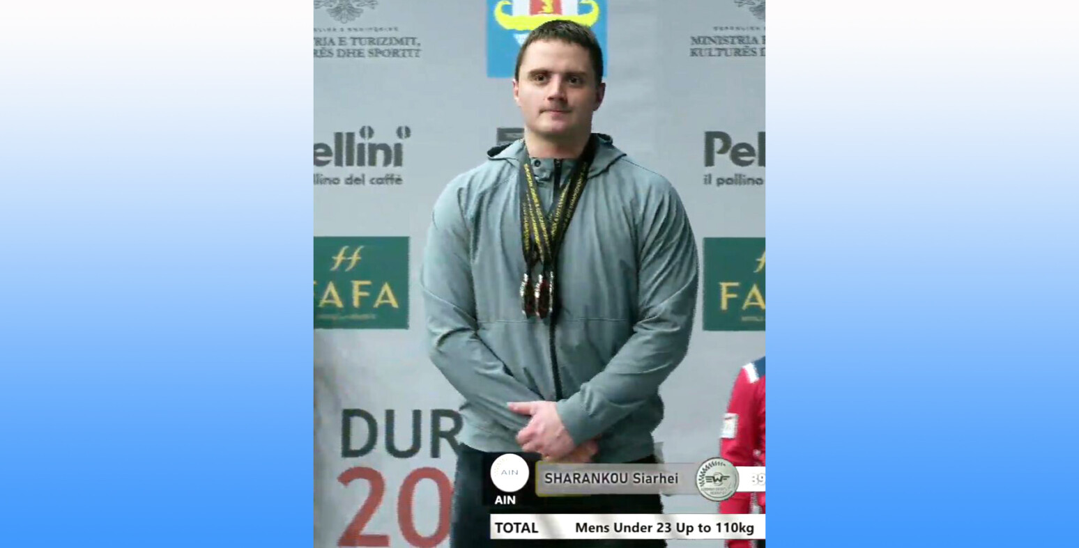 Могилевчанин Сергей Шаренков завоевал серебро чемпионата Европы по тяжелой атлетике