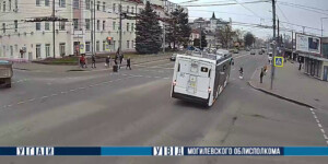 В Могилеве водитель троллейбуса сбил 12-летнюю девочку на пешеходном переходе