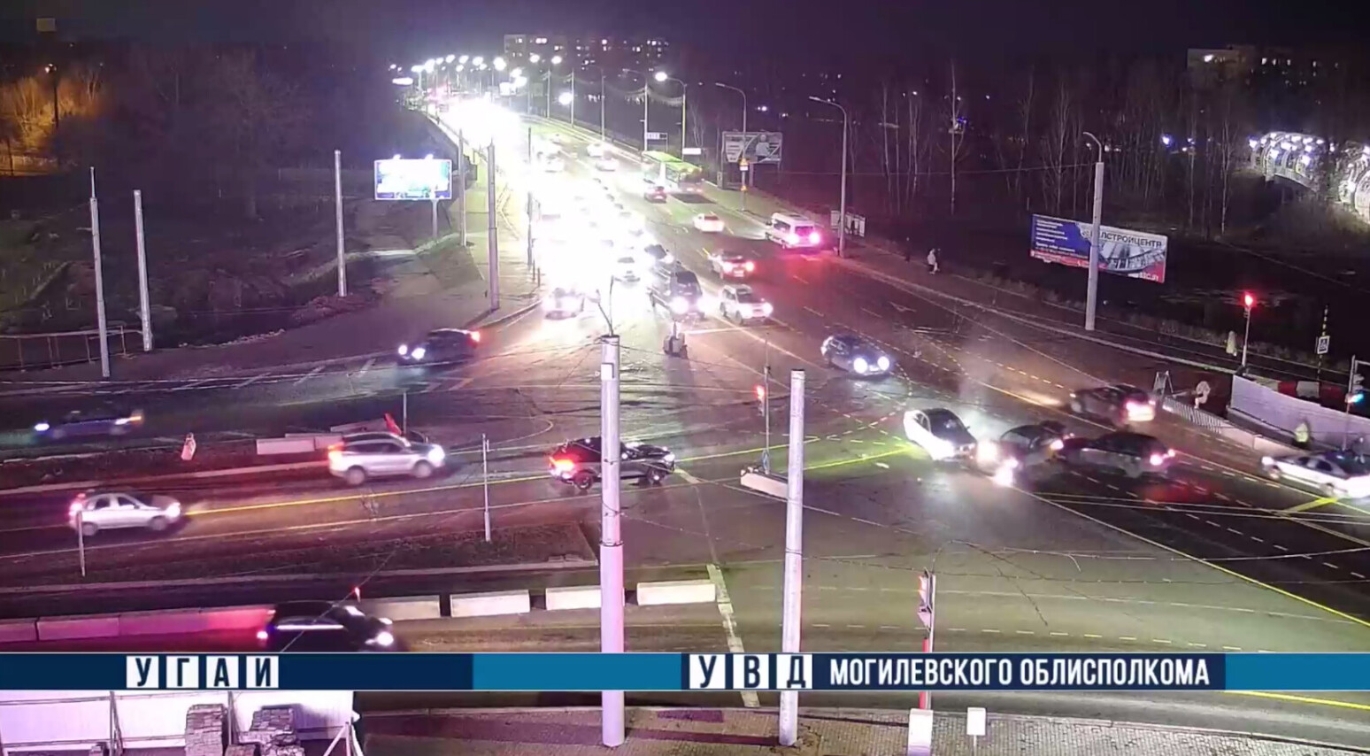 Годовалый ребенок пострадал в ДТП на проспекте Мира из-за нарушения ПДД водителем Chrysler