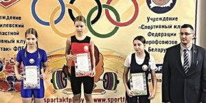 Юные тяжелоатлеты разыграли кубок области: «Спартак-2005» уверенно победил на Спартакиаде