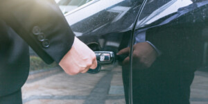 Могилевчанин обокрал арендованное авто, чтобы оплатить аренду