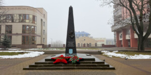 Память в камне: сквер имени Ивана Лазаренко