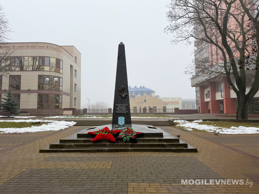 Память в камне: сквер имени Ивана Лазаренко