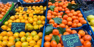 Сколько стоят праздничные фрукты в Могилеве? Проверили цены — некоторые вас удивят!