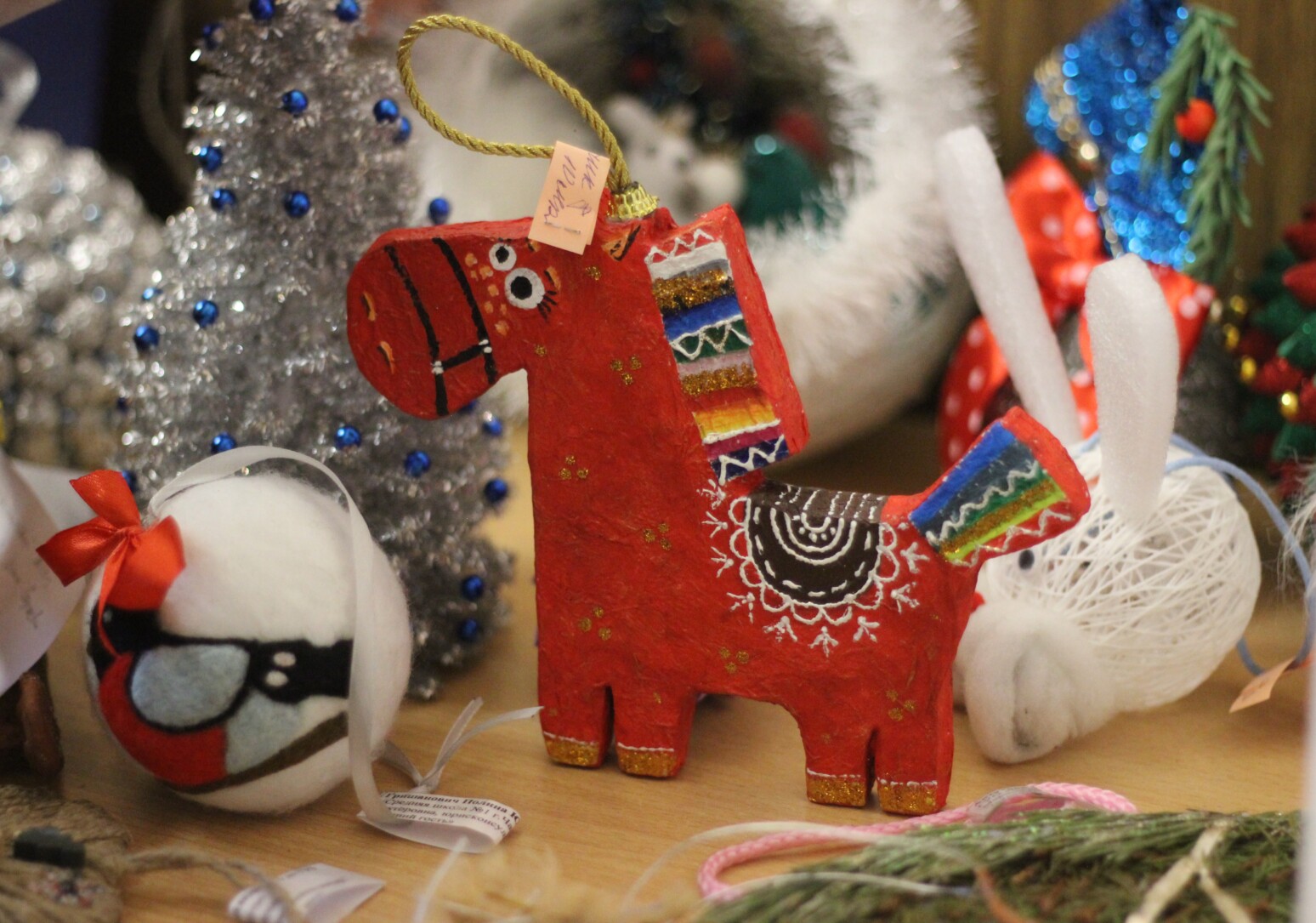 В Могилеве определили победителей, создавших лучшие новогодние игрушки. Фото