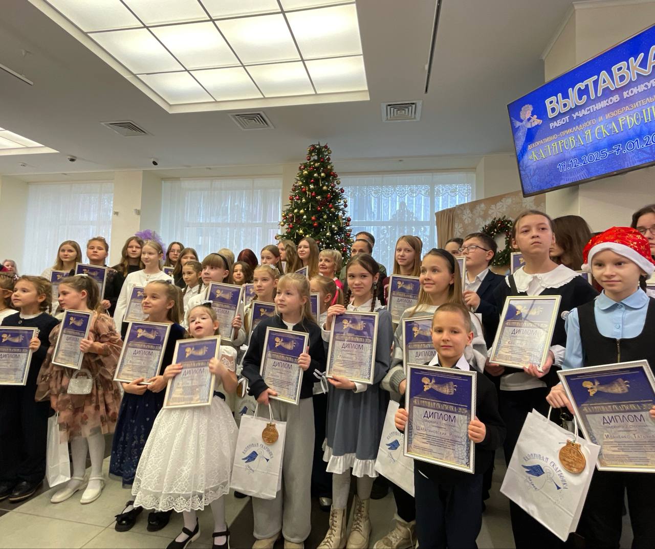 «Каляровая скарбонка» собрала 167 юных мастеров: узнали, кто получил Гран-при