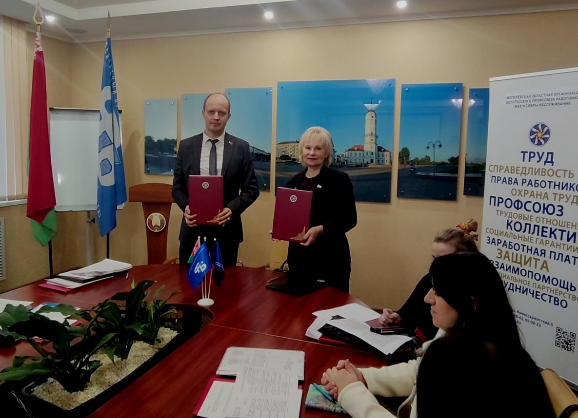 Дополнительные гарантии работникам, заключившим контракты на пять лет, включены в отраслевое профсоюзное соглашение