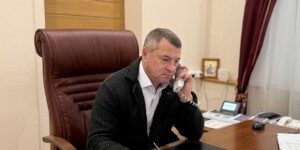 Александр Горошкин провел прямую линию: вопросы граждан взяты на контроль