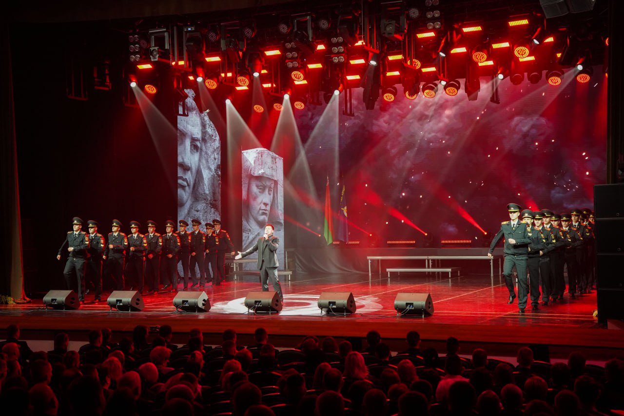 В Могилеве наградили сотрудников финансовых и тыловых подразделений УВД