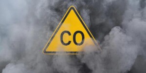 Почтaльон спасла пенсионера в Белыничском районе: мужчина отравился угарным газом