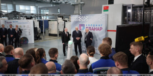 Единственный на постсоветском пространстве: в Минске запущен центр для производства фотошаблонов уровня 90 нм