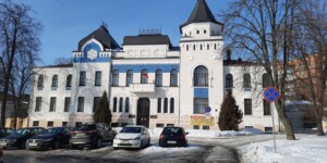 Тепло белорусской земли: в Могилеве открылась юбилейная выставка Владимира Масленикова