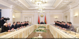 Лукашенко потребовал взвешенного подхода: в Беларуси обсуждают создание центра подготовки кадров будущего