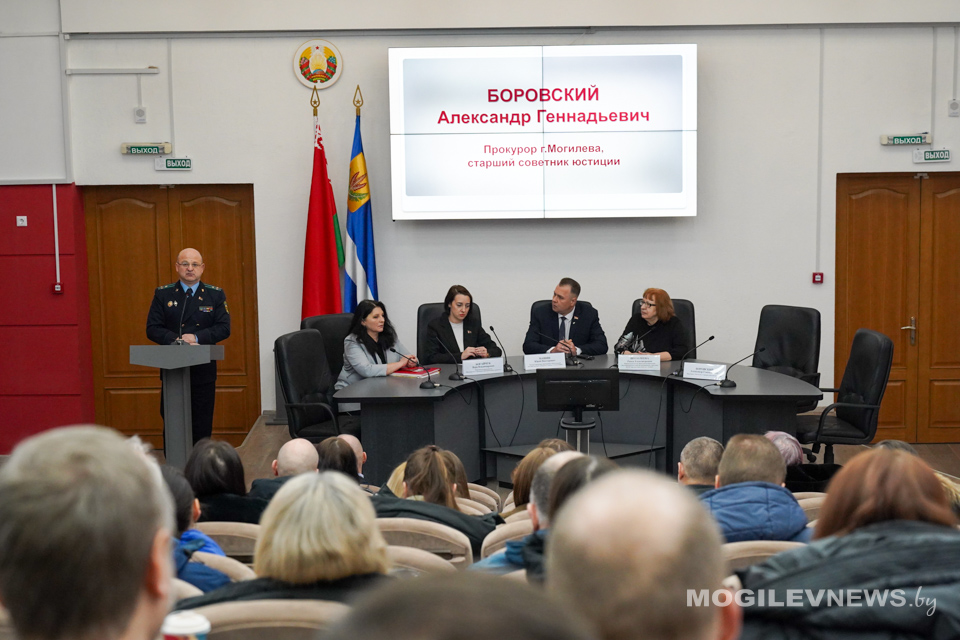 Взятки, откаты и мертвые души: в МГУ им. А.А. Кулешова обсудили противодействие коррупции. Фото