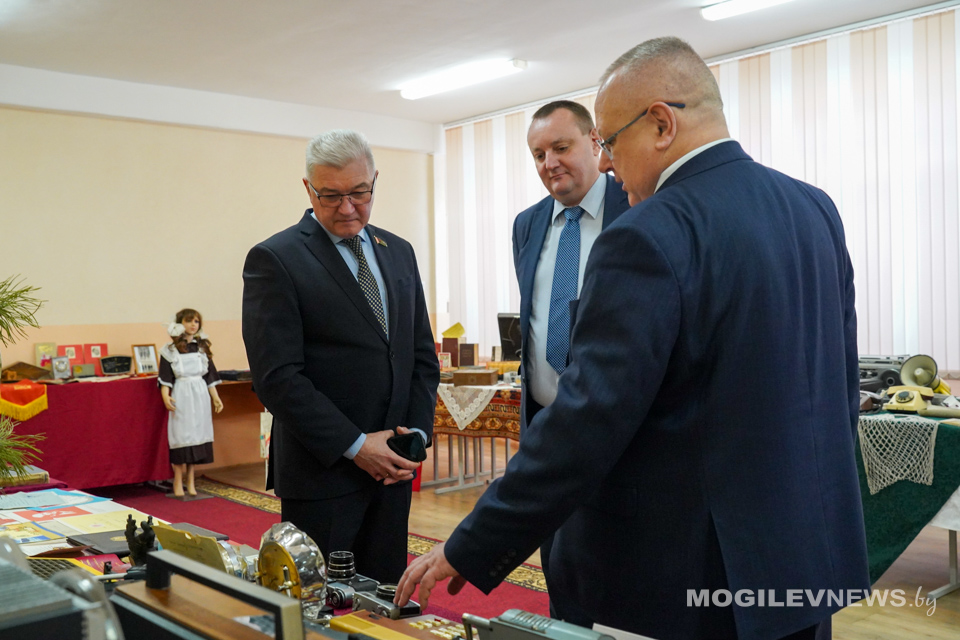 Выставка «Назад в СССР» работает в Могилеве. Фото