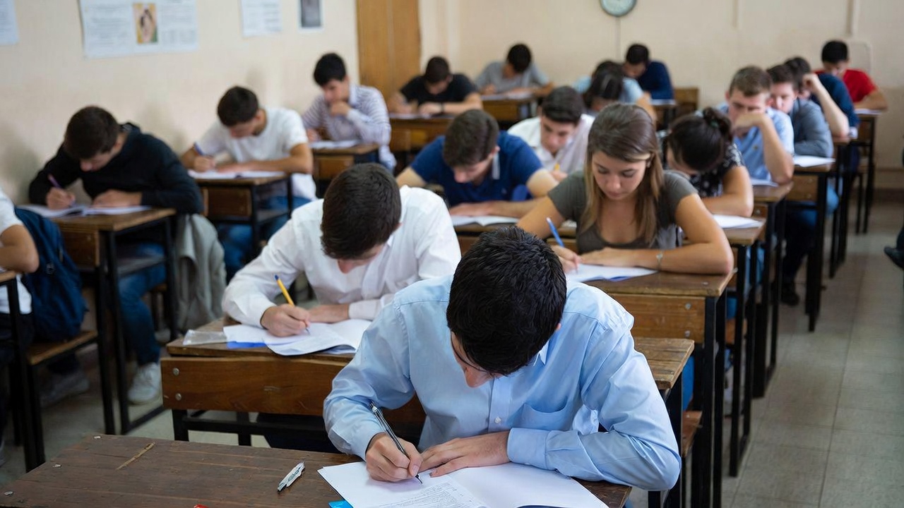 Минобразования Беларуси скорректировало профильные вступительные испытания для ряда специальностей