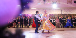 Рождественская симфония мудрости и грации: в Могилеве прошел традиционный бал для пожилых людей