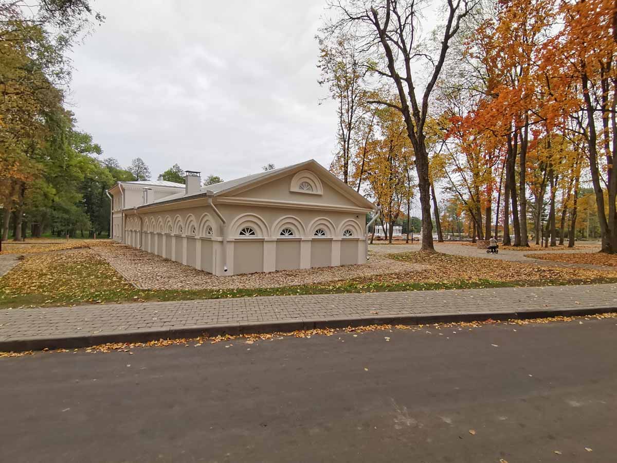 Конкурс на право аренды универсального зала с кафетерием здания бывшей каретной Жиличского дворцово-паркового ансамбля