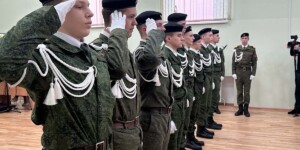 «Есть такая профессия — Родину защищать»: в Могилеве 14 подростков стали курсантами уникальной «Бригады»