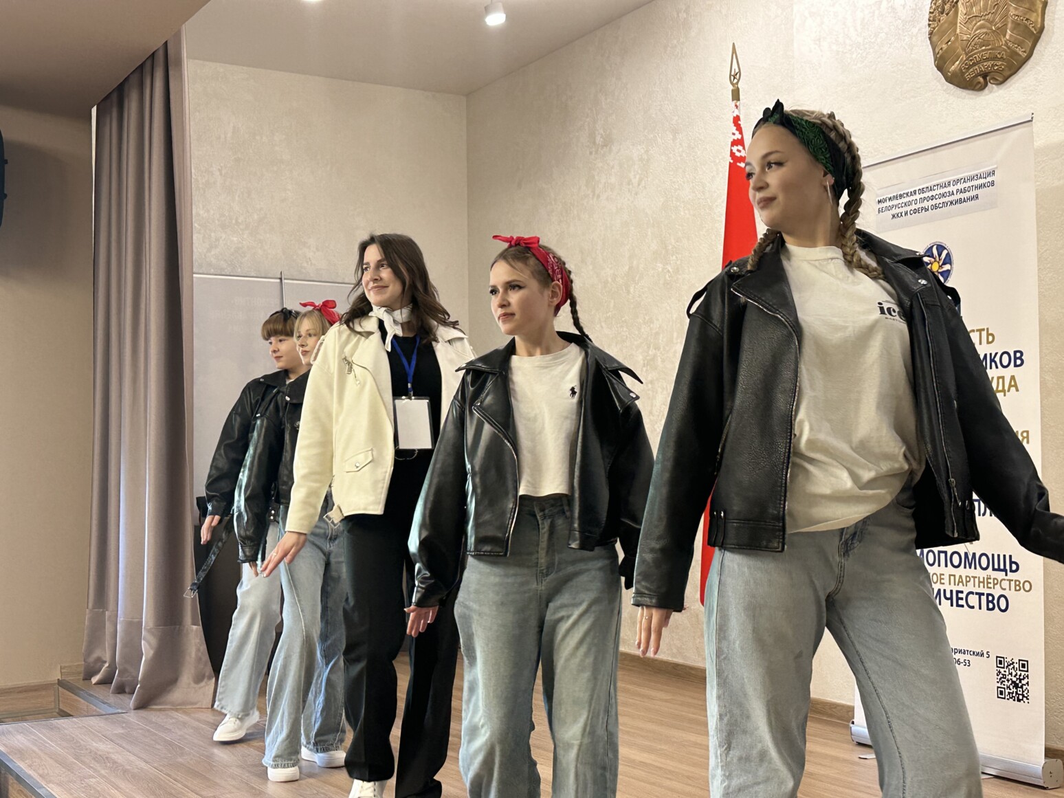 Как в Могилеве выбирали лучшего молодого работника ЖКХ — с танцами и песнями