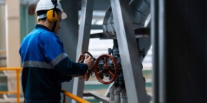 Холод из Арктики добрался до Беларуси: как энергетики Могилевщины готовятся к морозам до -28 градусов