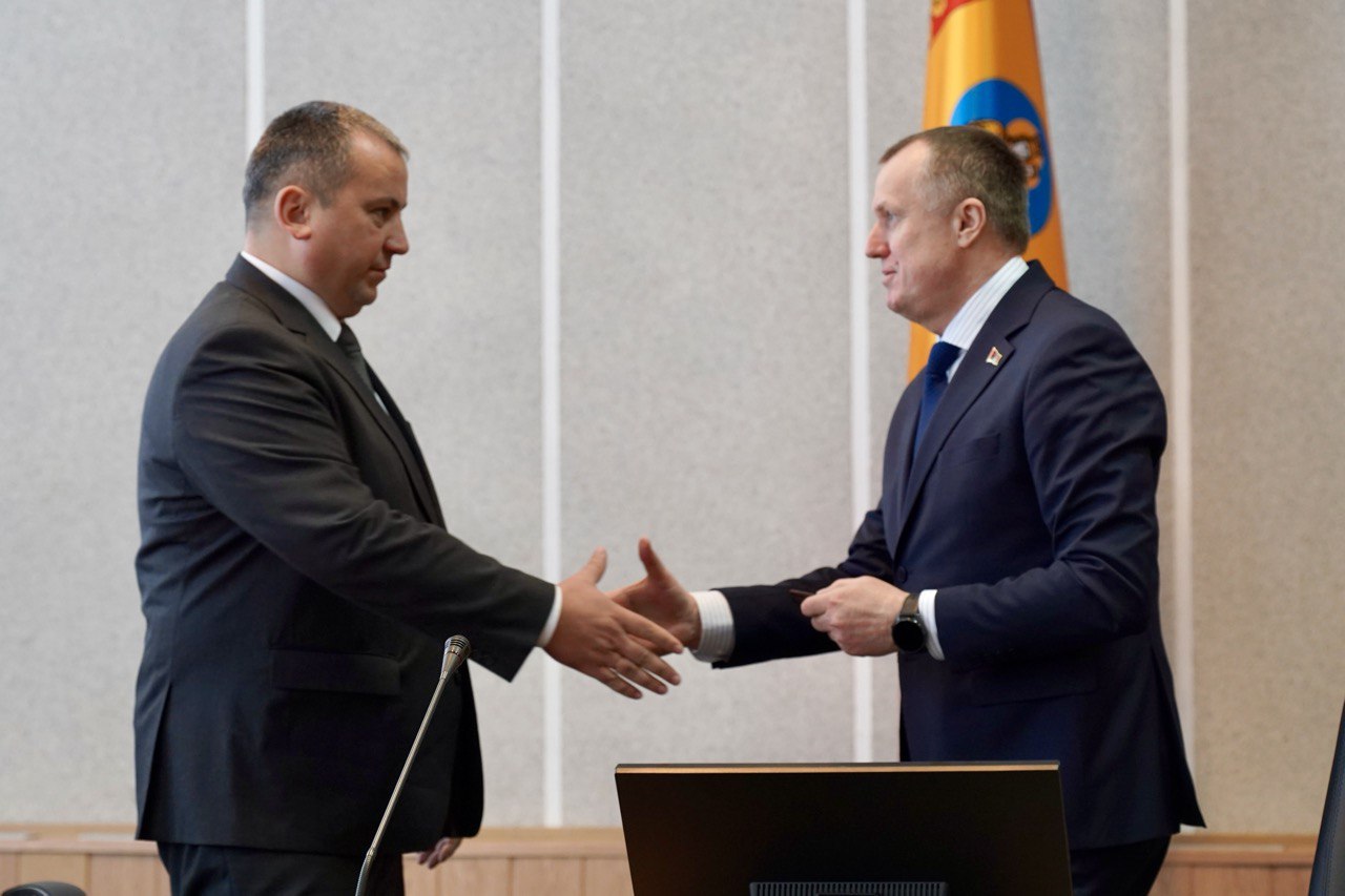 В Чаусском райисполкоме новый председатель. Им стал Сергей Дорожкин