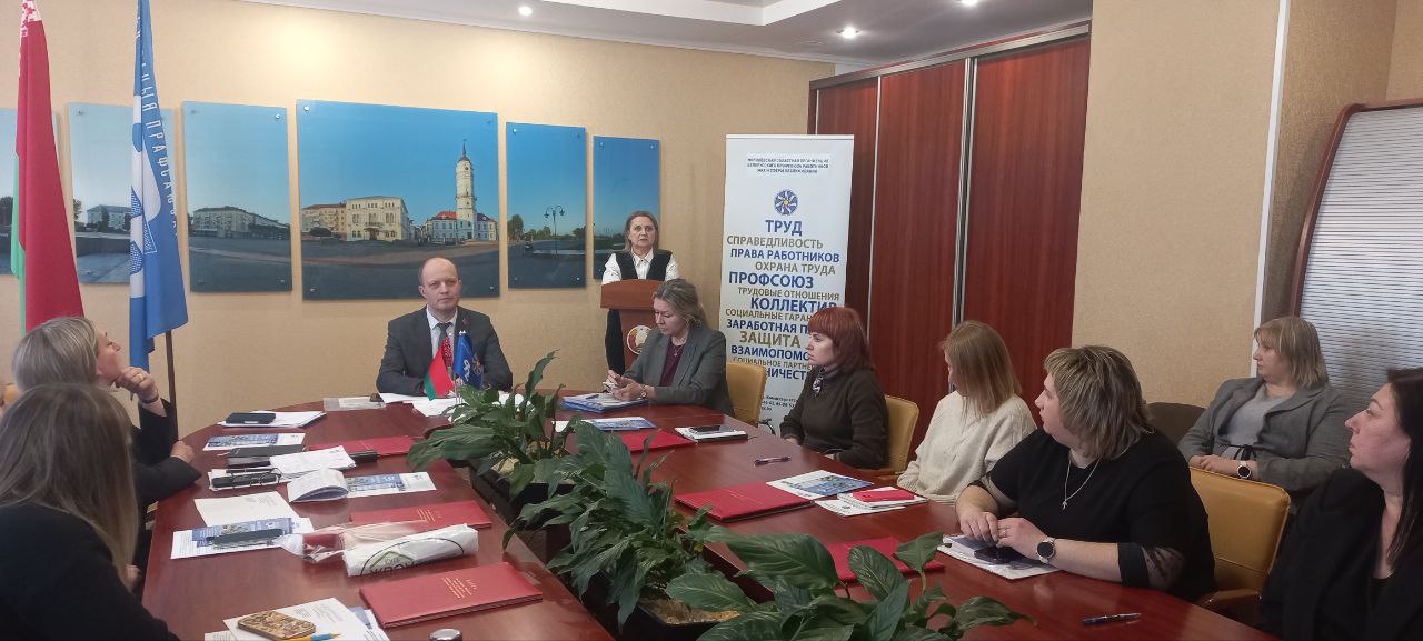 Топ-5 типичных нарушений в сфере трудовых отношений составила облорганизация отраслевого профсоюза