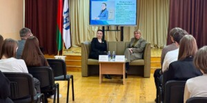 Диалоговая площадка с будущим страны прошла в Могилеве. Узнали, с какими вопросами учащиеся обратились к сенатору и депутату