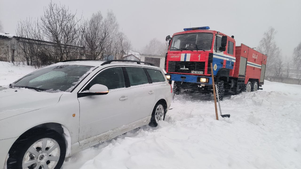 103 выезда МЧС за 2 дня: как Могилевская область справилась с циклоном «Улли»?