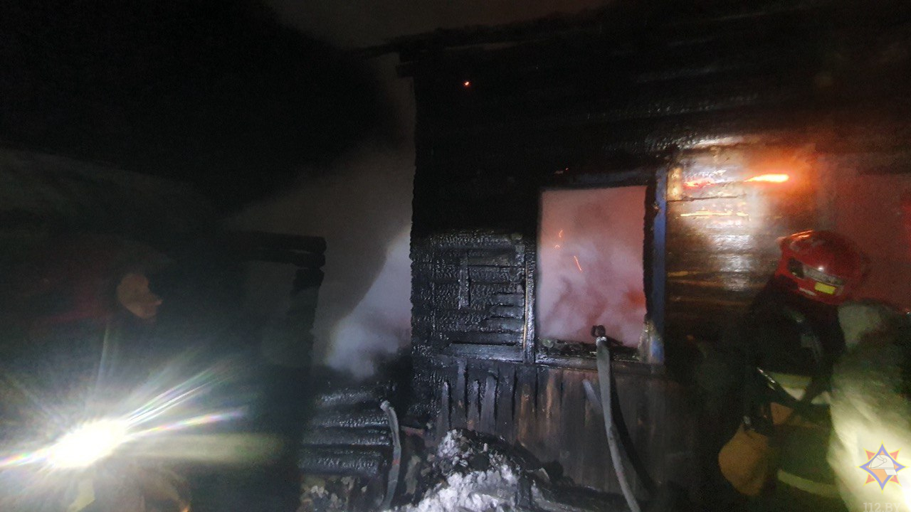 Ночная трагедия под Могилевом: при пожаре в частном доме погибли четыре человека