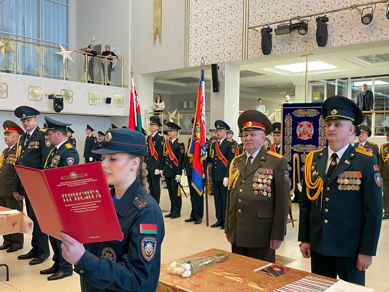 43 новобранца Могилевского областного управления МЧС приняли присягу в свой профессиональный праздник